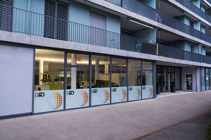 [Translate to International:] Das Bild zeigt das Bürogebäude von BMD Schweiz - [Foto © BMD]
